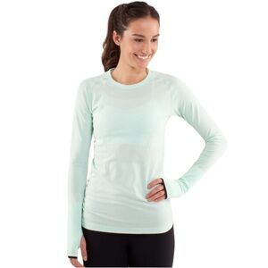 Lululemon Swiftly Tech Long Sleeve Size 6 Mint / Black